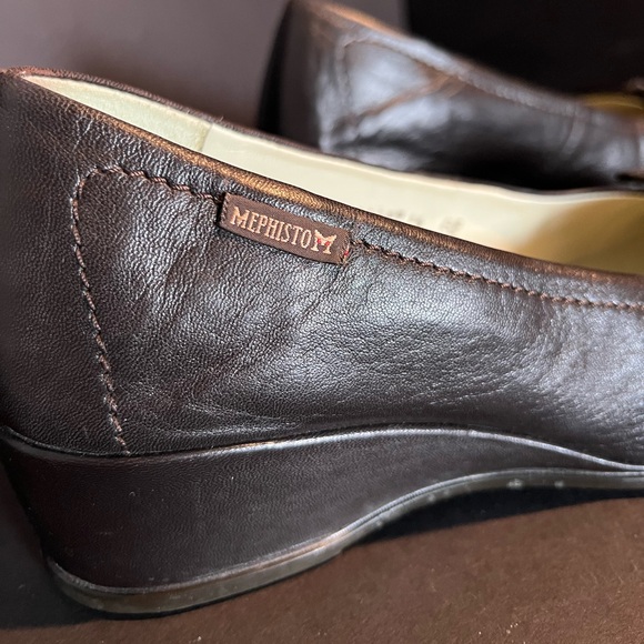 Mephisto Air-Relax Brown Leather Wedge Heels - Picture 5 of 8